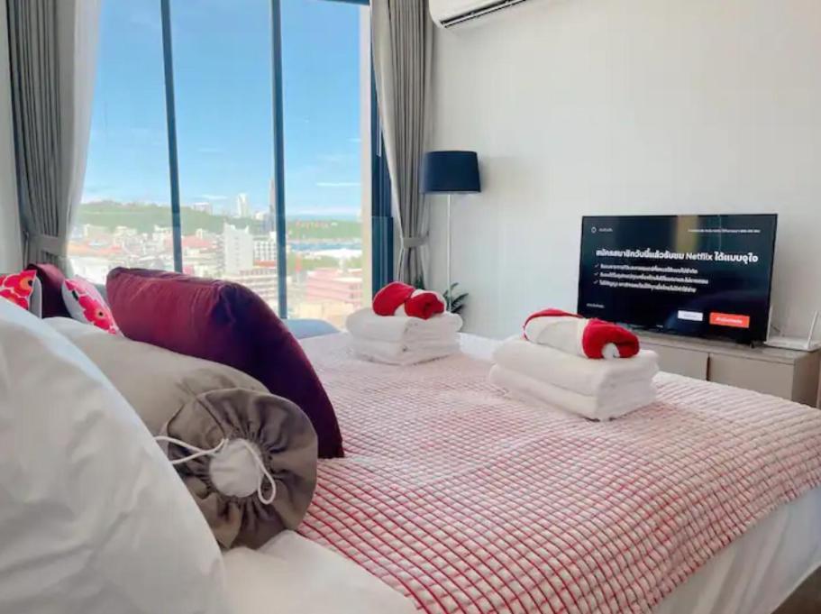 Edge Seaview With Infinity Pool อพาร์ทเม้น