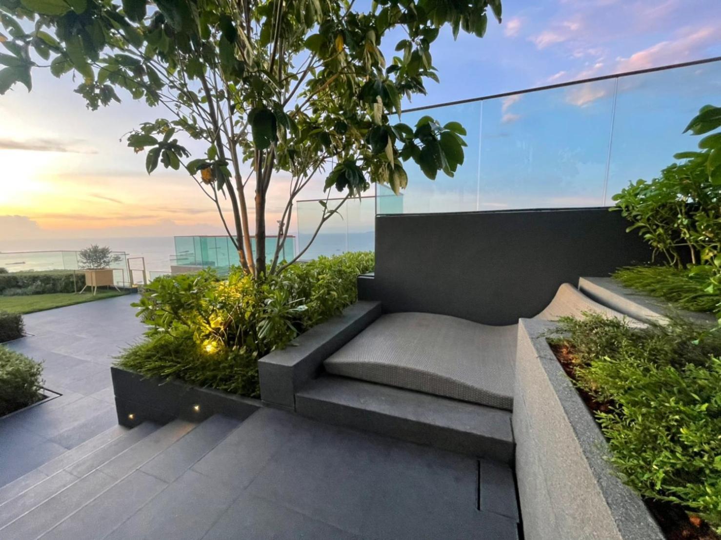อพาร์ทเม้น Edge Seaview With Infinity Pool Pattaya
