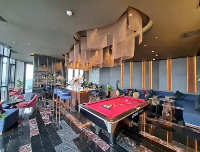 อพาร์ทเม้น Edge Seaview With Infinity Pool *